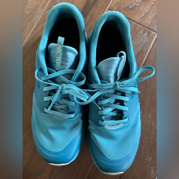 Women’s Arc'teryx Norvan LD 2  Turquoise Blue Lightweight Trail Shoes - Picture 6 of 9
